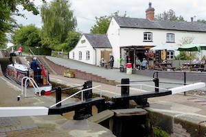 Grindley Brook Canal Lock and Pub