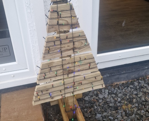 WhatsApp Image 2024-12-17 at 16.13.56_a46f0fc4 Wooden Christmas Tree