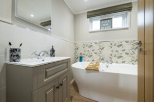 Omar Breckland Bathroom